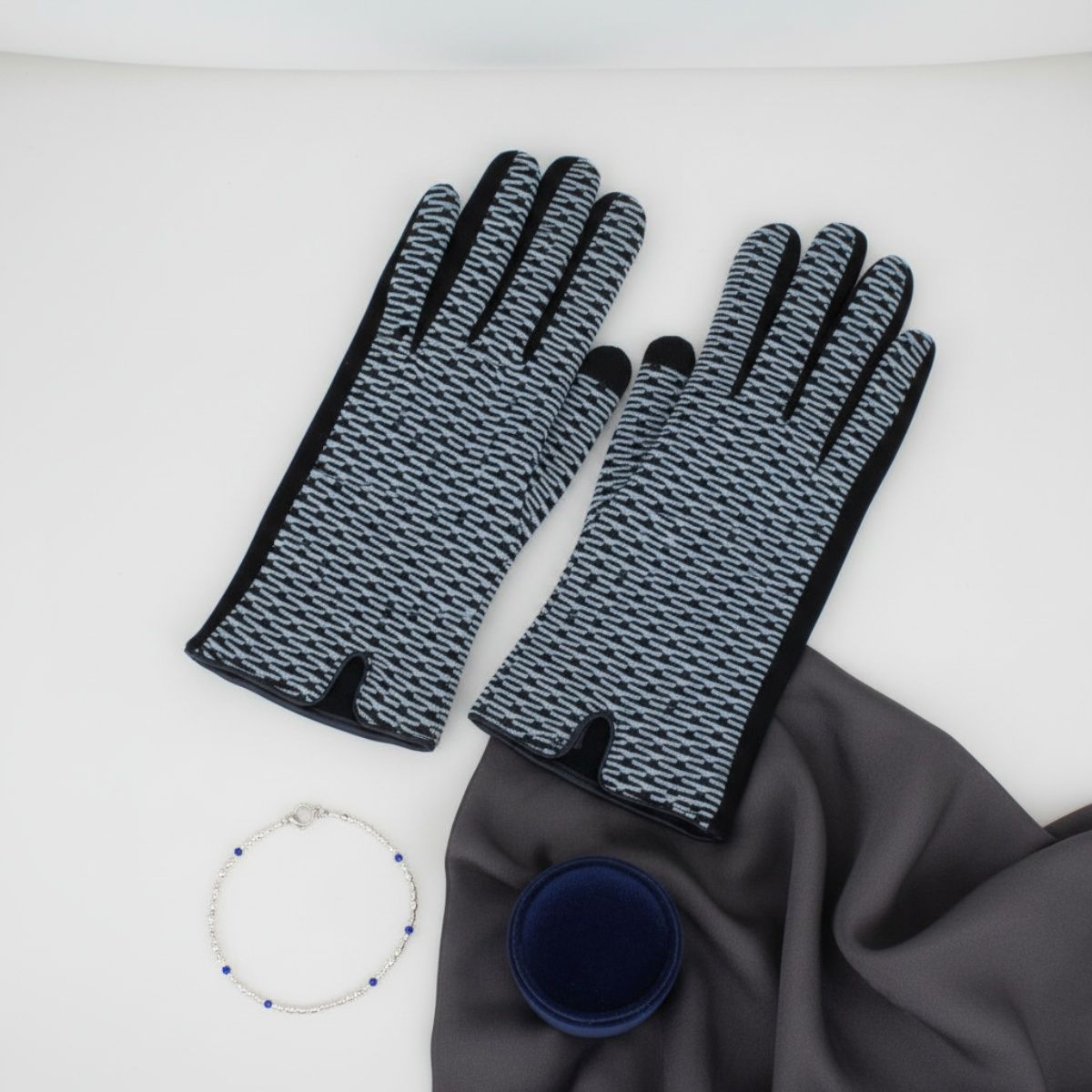 Winter Touchscreen Gloves Navy Blue Cross Wavy Stylish Casual