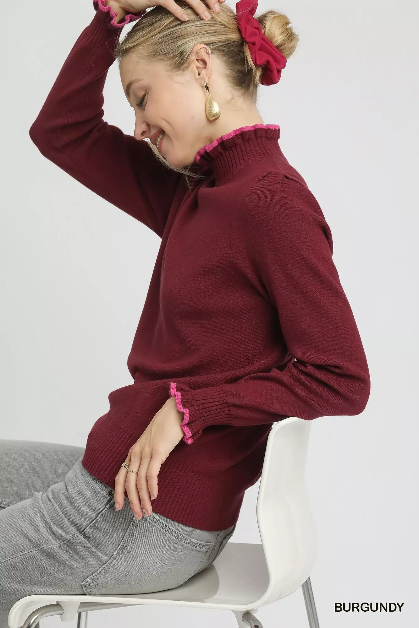 Ribbed Round Neck Sweater with Ruffle Contrast Trim