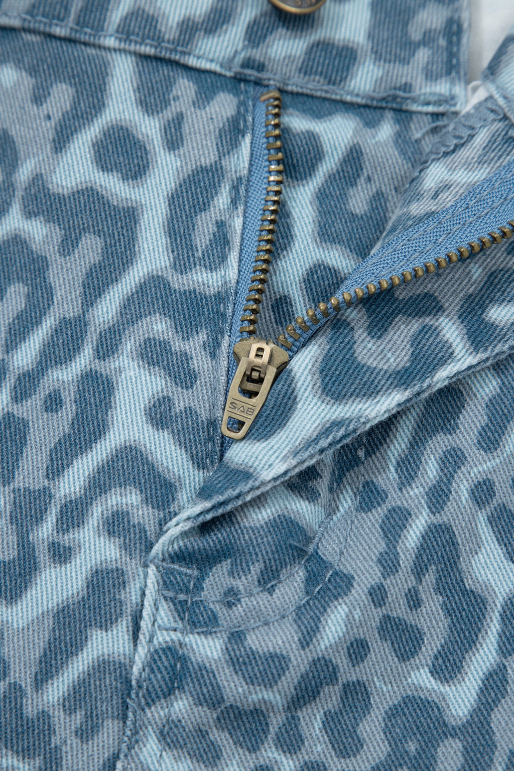 Sky Blue Leopard Frayed Edge Wide Leg High Waist Jeans