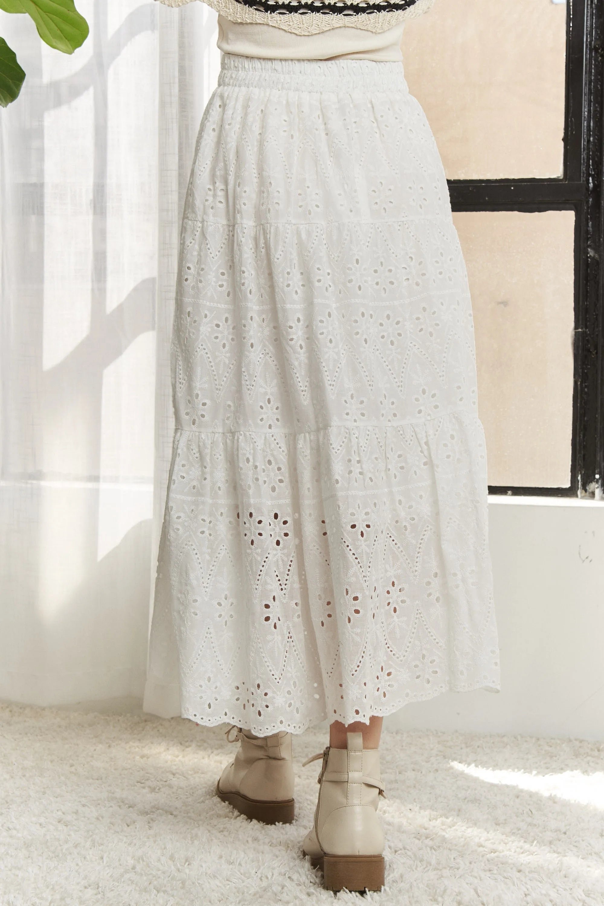 Elastic Waistband Tiered Midi Skirt