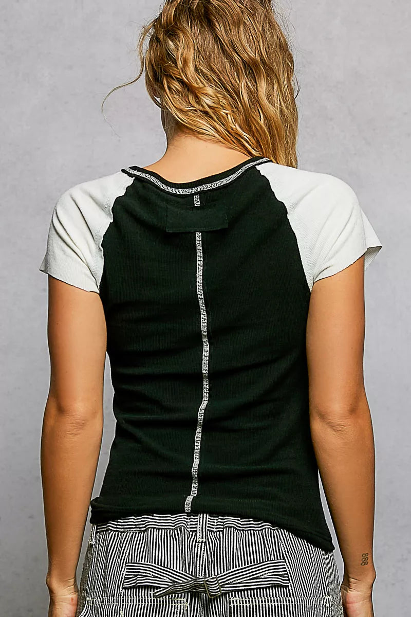 Round Neck Outseam Detail T-Shirt with Contrast Color Sleeves