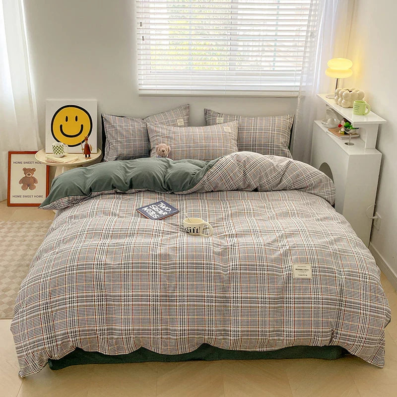DecorBites™ Cozy Nordic Plaid Bedding Set - Queen/King Size