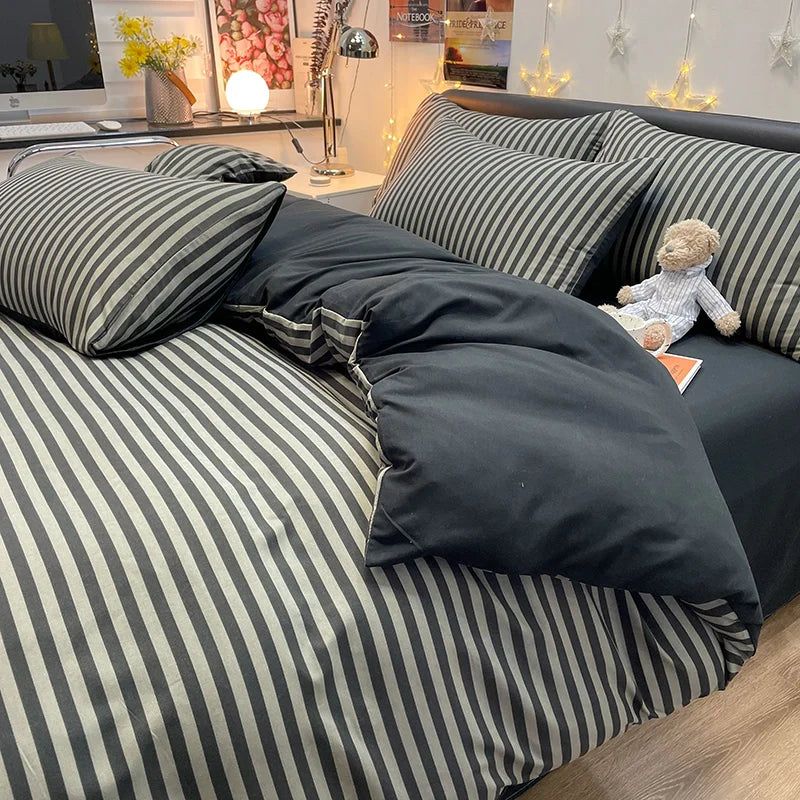 DecorBites™ Cozy Nordic Plaid Bedding Set - Queen/King Size