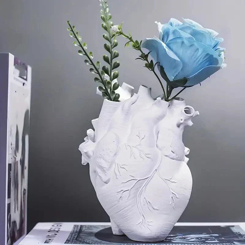 DecorBites™ Heart Shape Resin Vase - 4 Colors