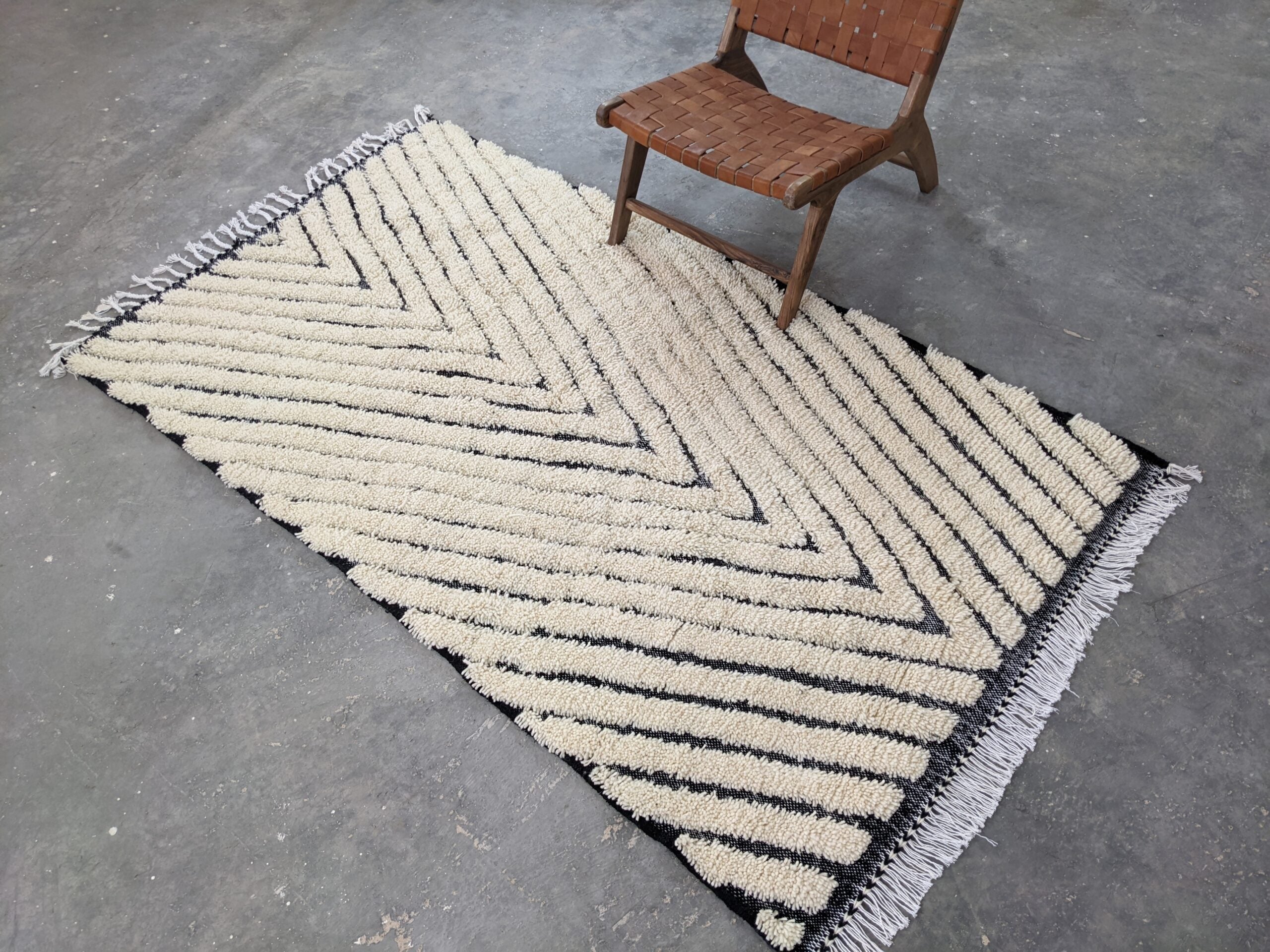 DecorBites™ Tapis traditionnel Beni Ouarain 245 X 146 Cm