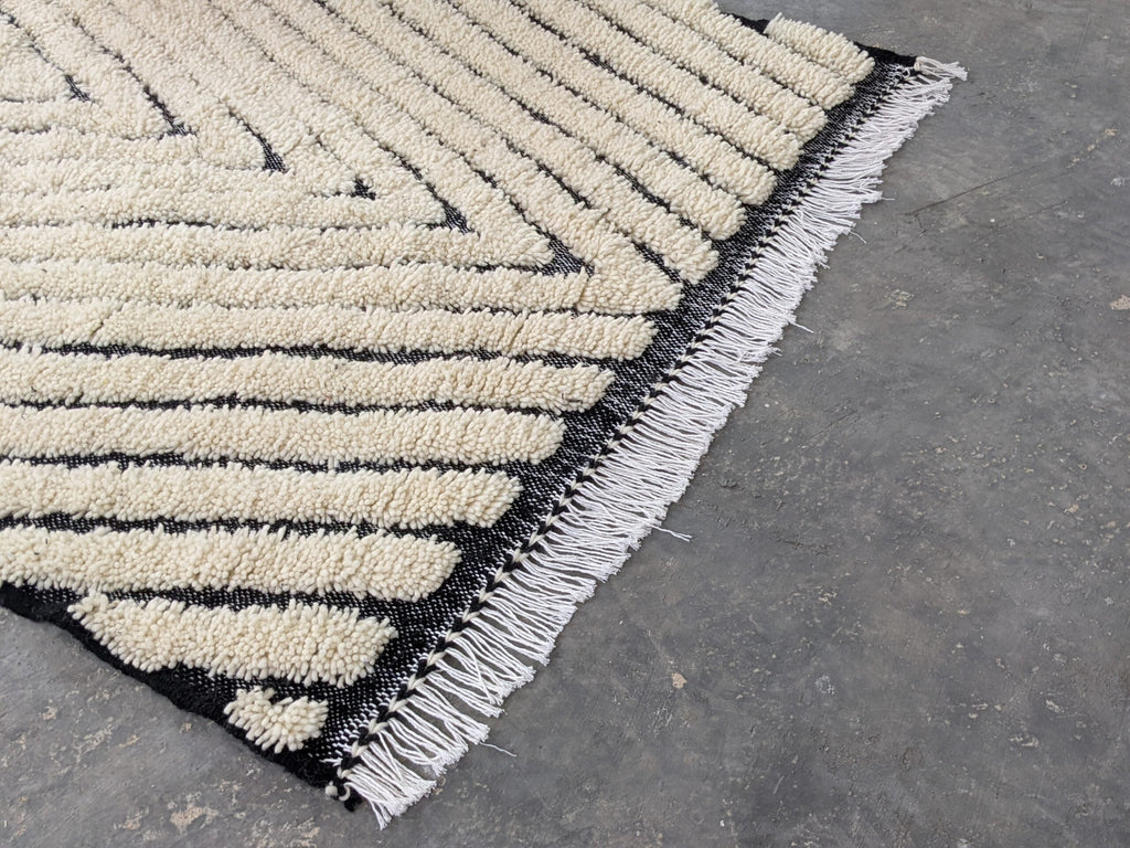 DecorBites™ Tapis traditionnel Beni Ouarain 245 X 146 Cm