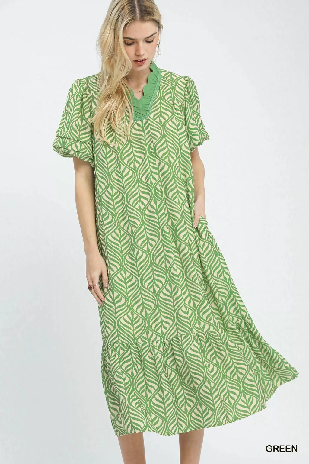 Leaf Print Ruffle Neck Midi Dress