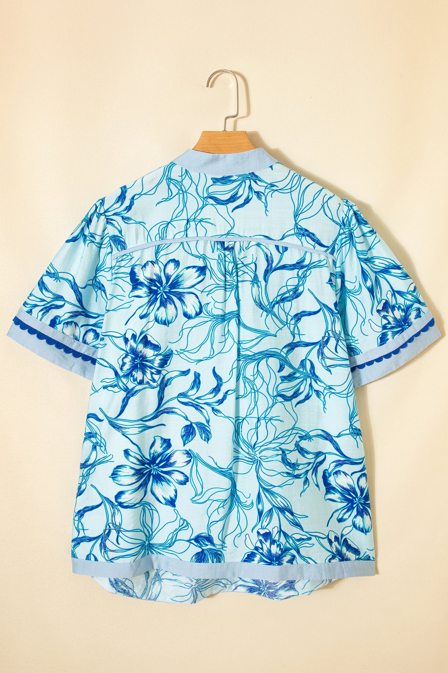 Sky Blue Plus Size Scalloped Trim Floral Short Sleeve Blouse