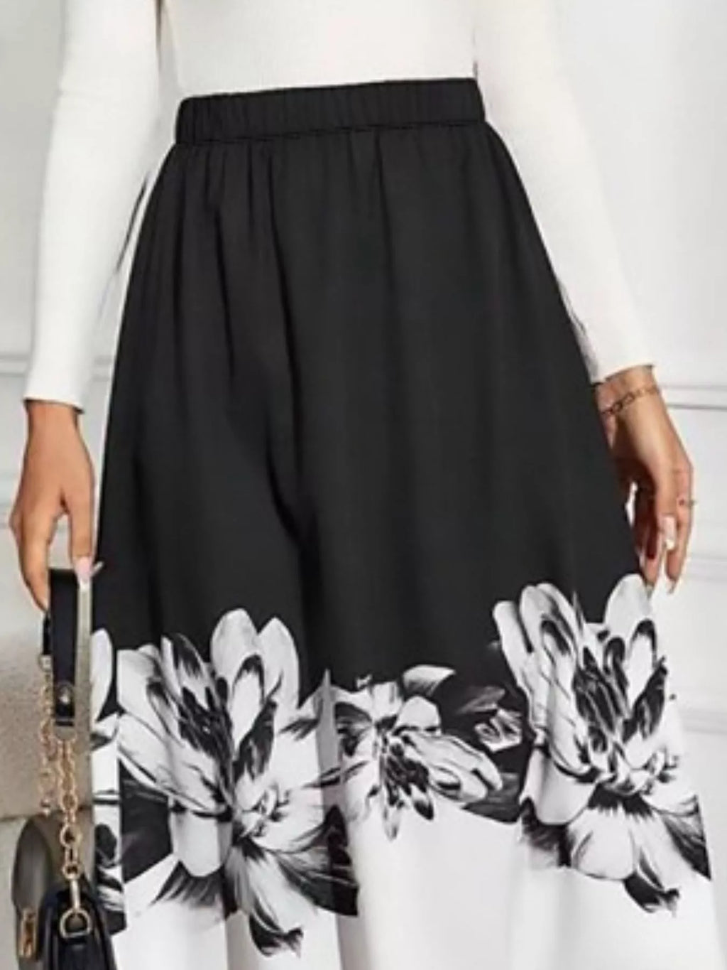Floral Print A-Line Midi Skirt See size chart under “more details”
