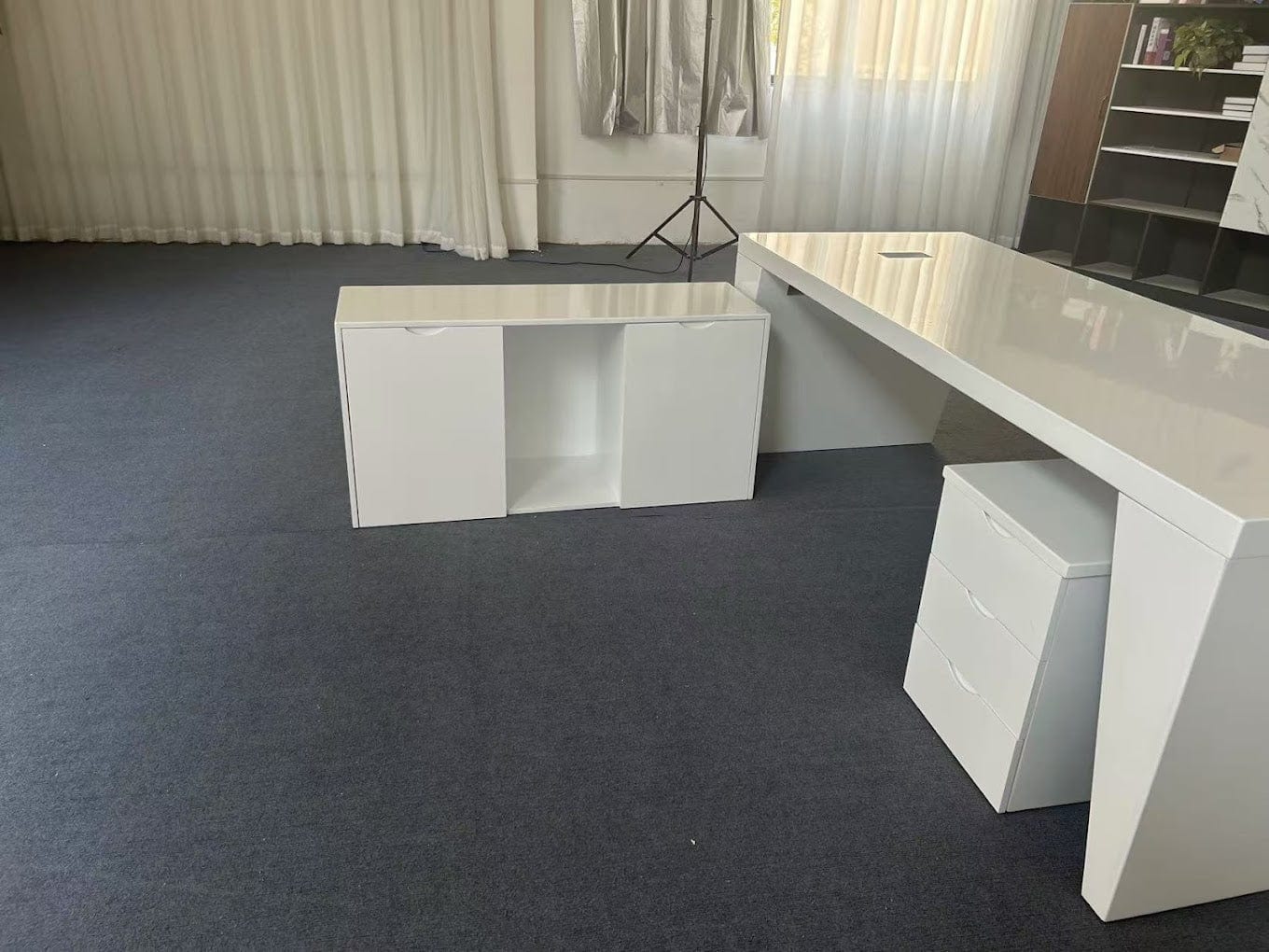 Newton · White Executive Desk w/ Mobile Storage