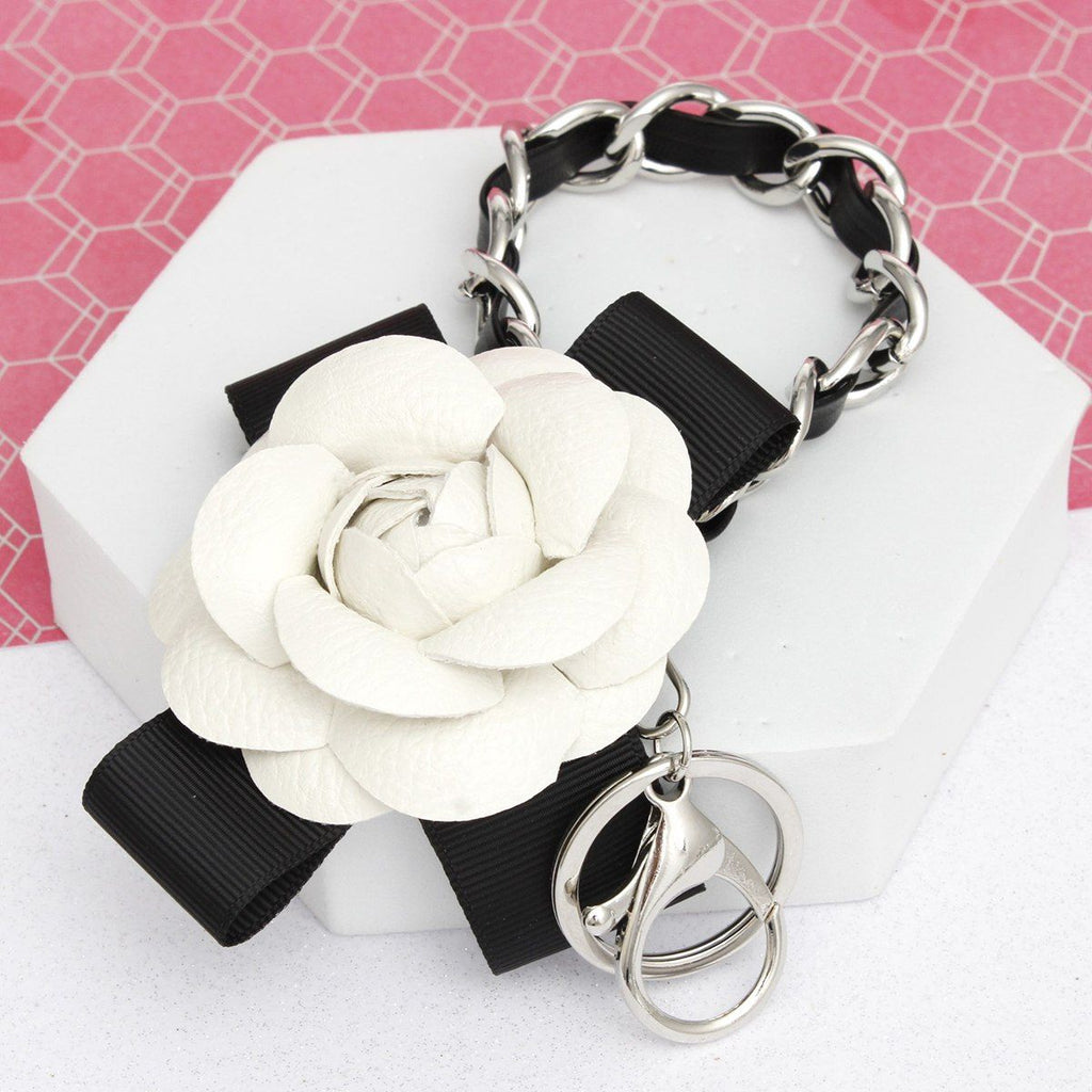 Fashion Keychain White Camellia Handbag Clip with Silver Chain Stylish Accessory