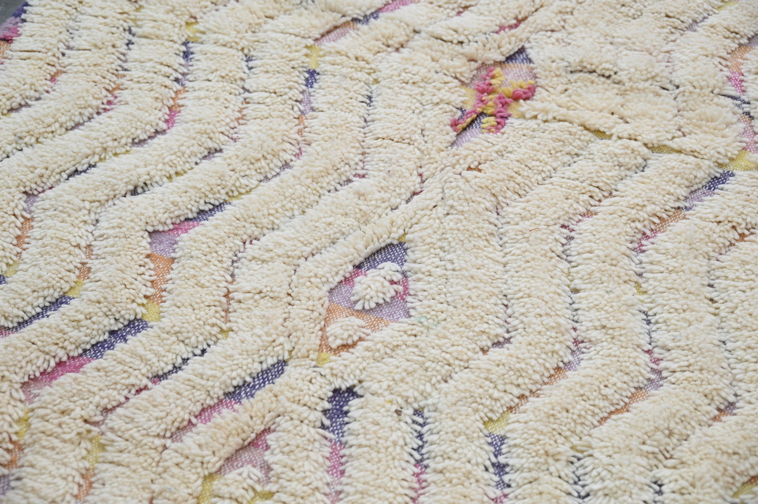 DecorBites™ Handmade Moroccan Azilal Rug, 223x133 cm