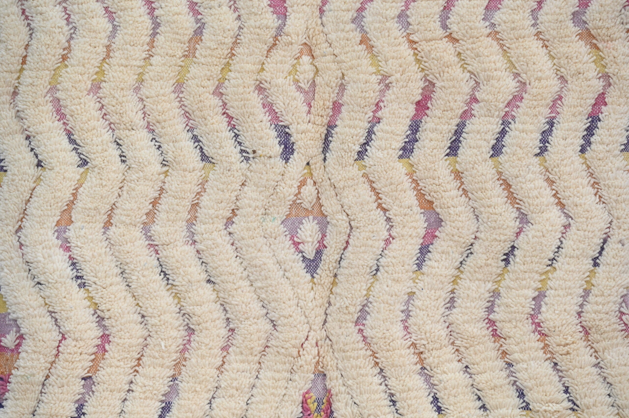 DecorBites™ Handmade Moroccan Azilal Rug, 223x133 cm