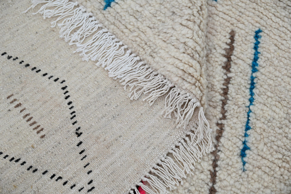 DecorBites™ Handmade Moroccan Azilal Rug - 223x157cm