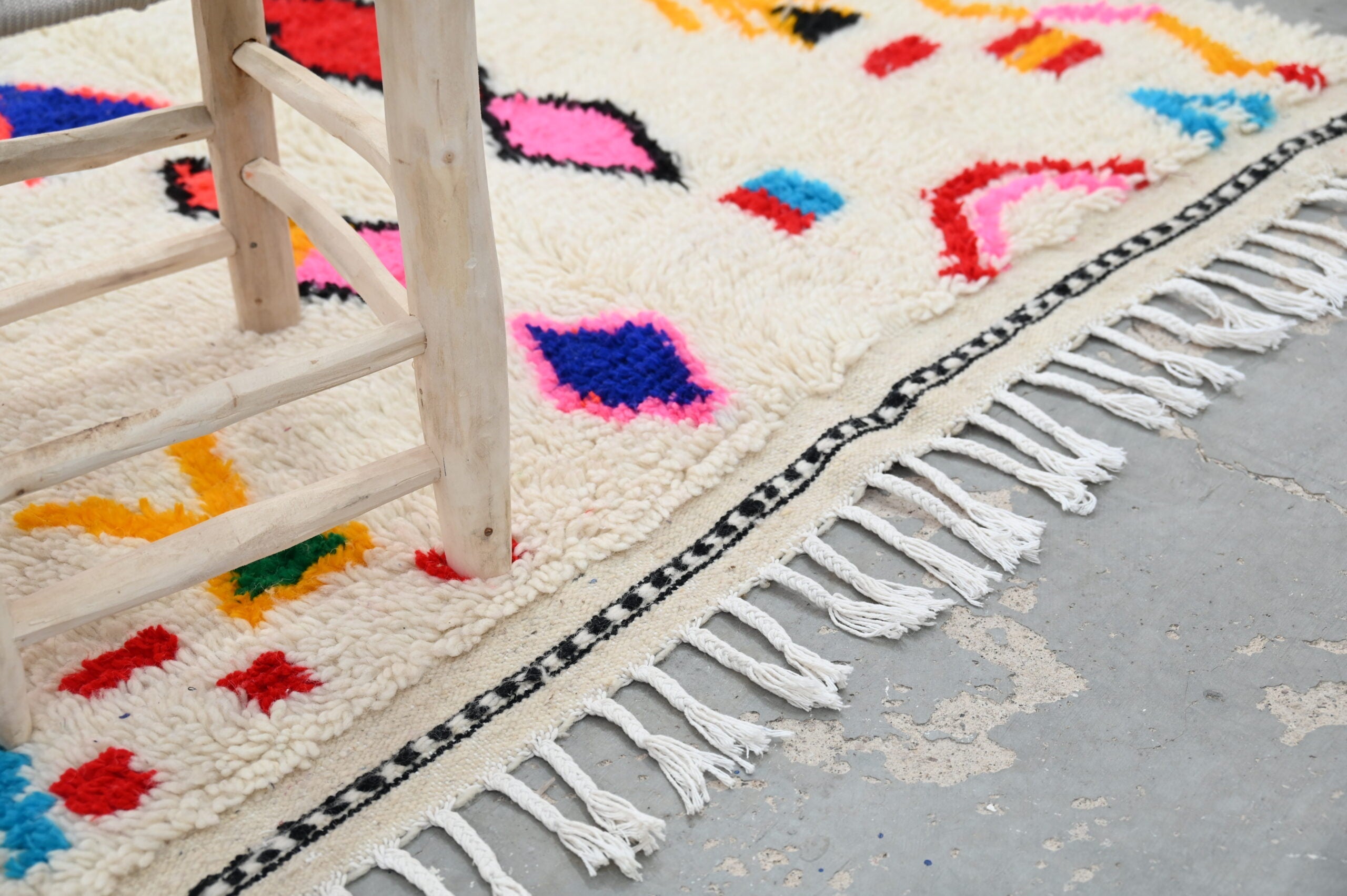 DecorBites™ Handmade Moroccan Azilal Rug 231x131cm