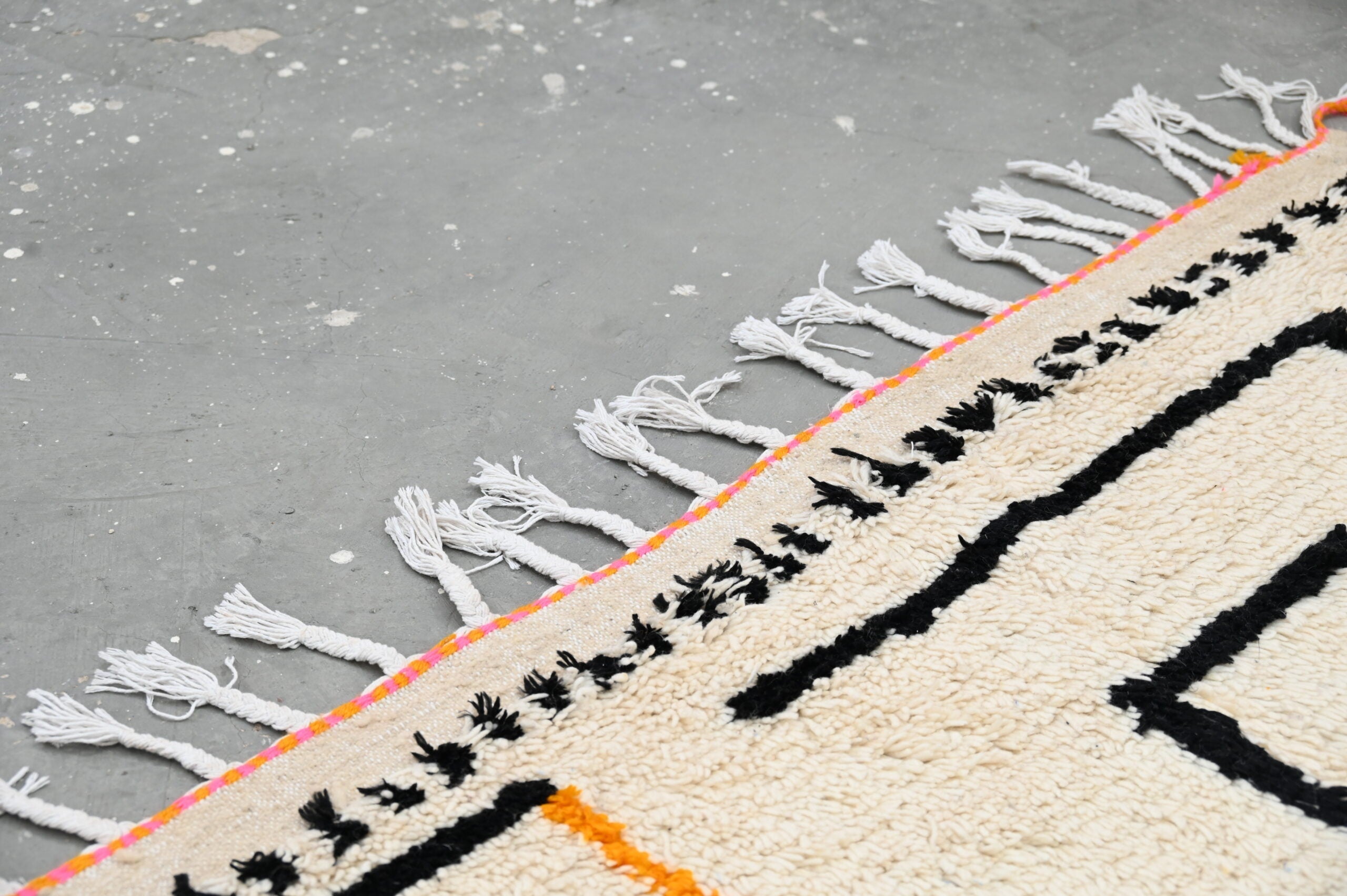 DecorBites™ Handmade Moroccan Azilal Rug 240x152 cm