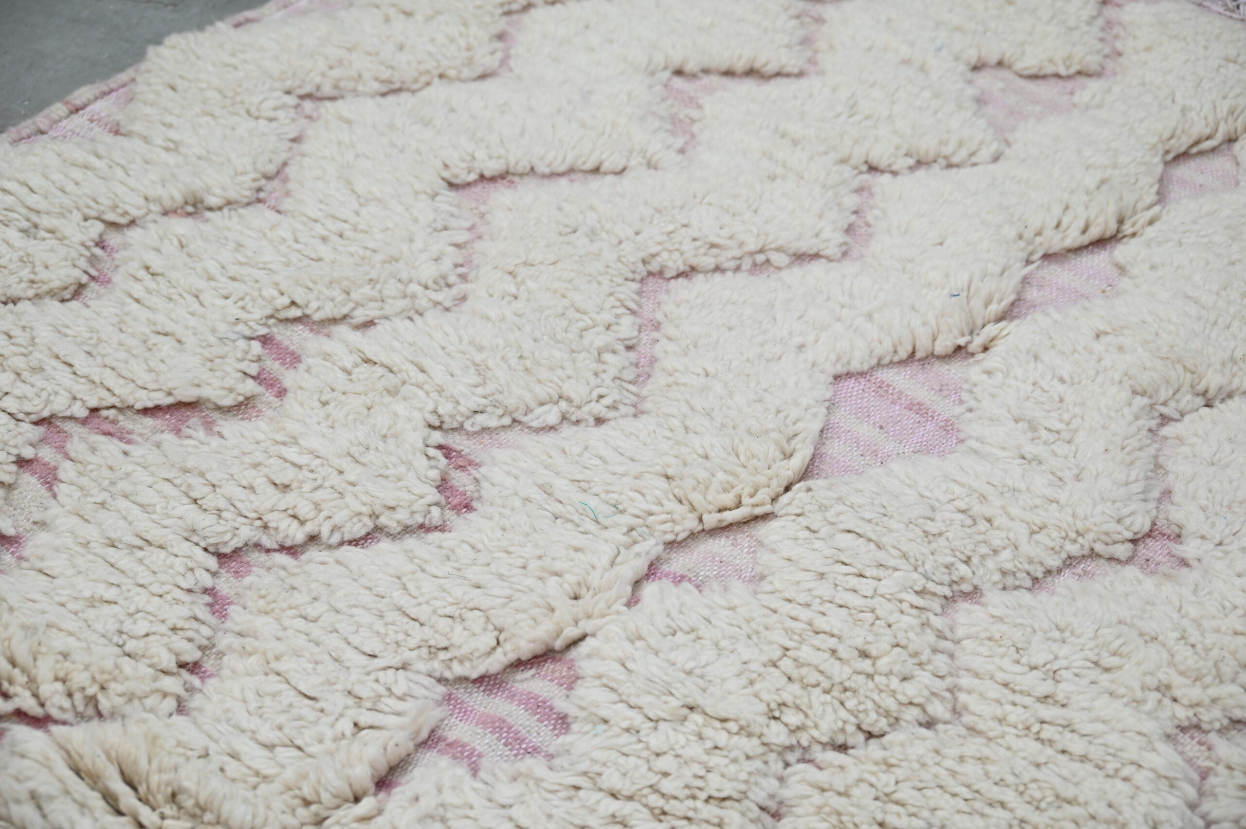 DecorBites™ Handmade Moroccan Azilal Rug - 250x143cm