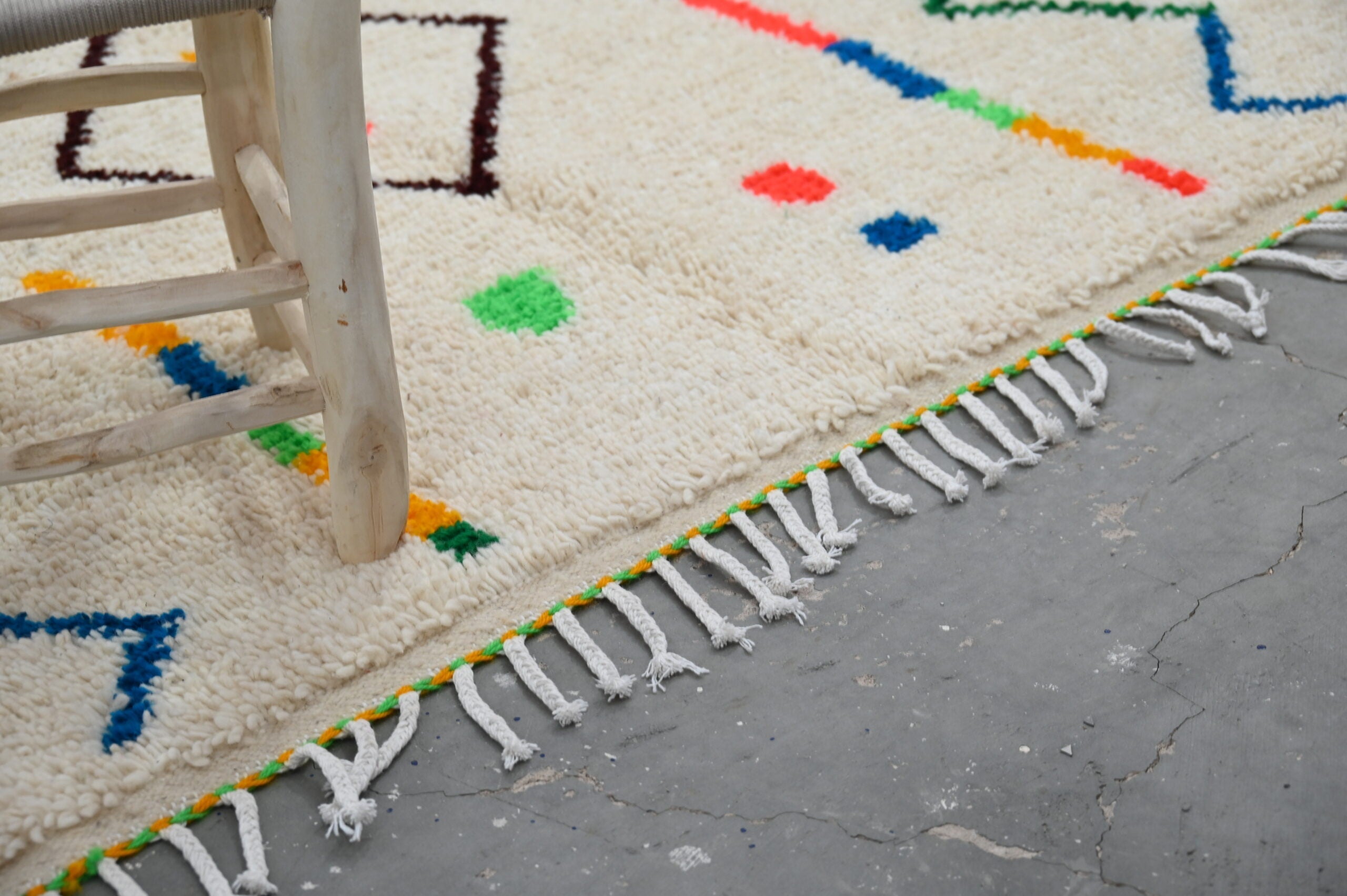 DecorBites™ Handmade Moroccan Azilal Rug 253x150 cm