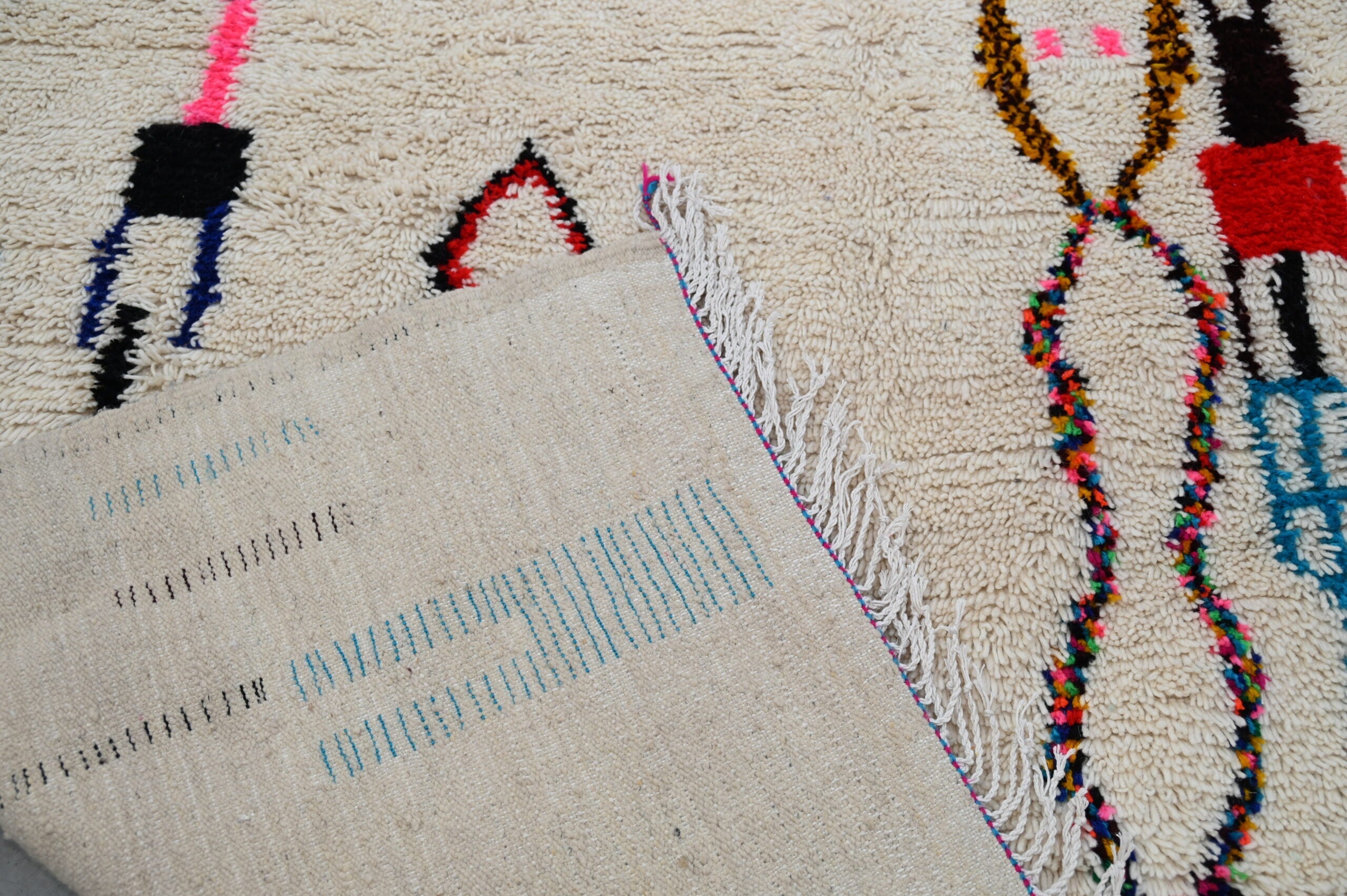 DecorBites™ Handmade Moroccan Azilal Rug - 313x194cm