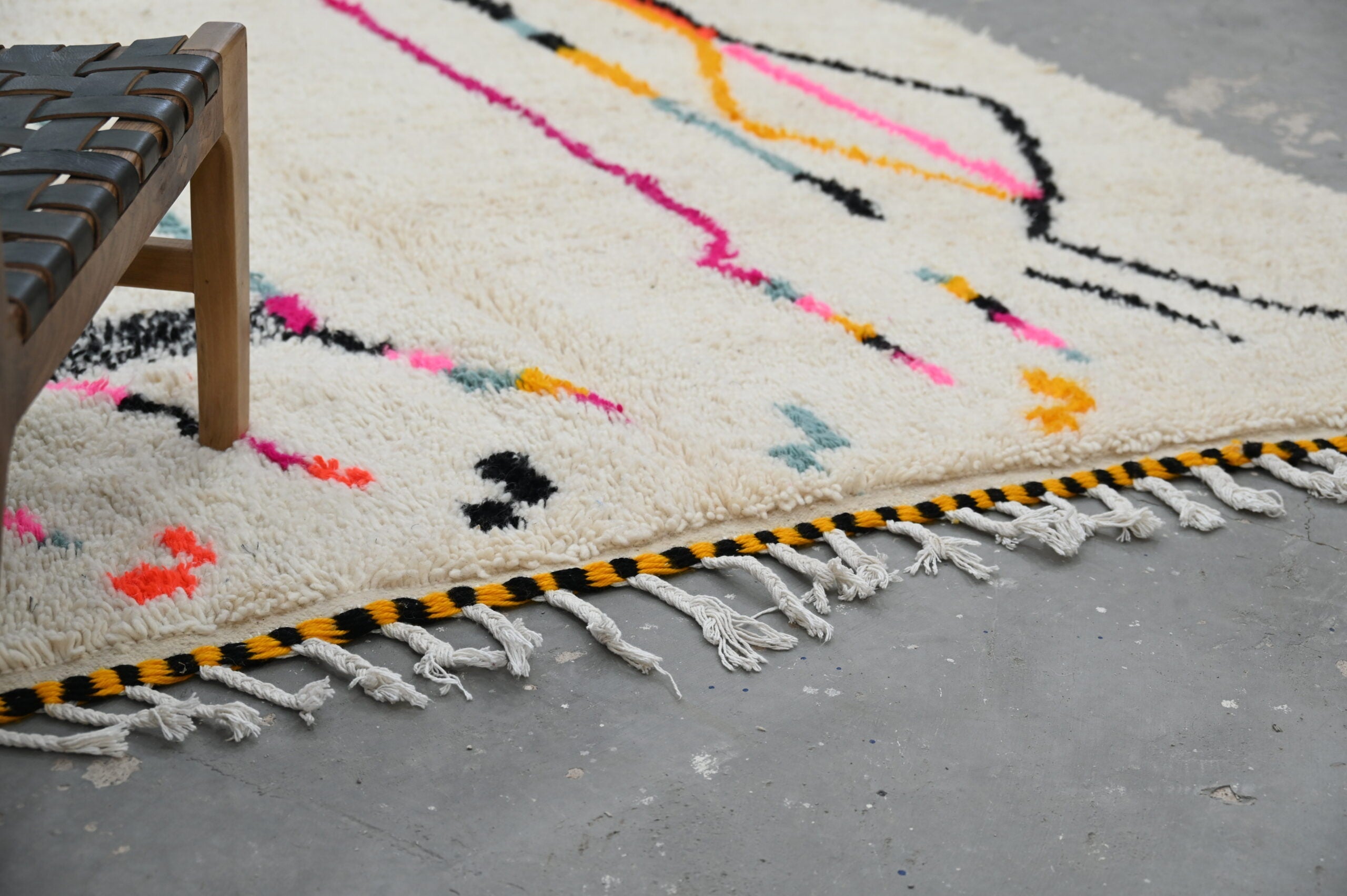 DecorBites™ Handmade Moroccan Azilal Rug 315x194 cm