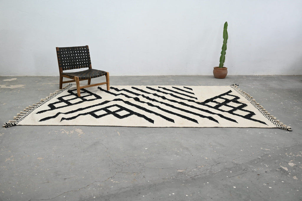 DecorBites™ Handmade Moroccan Azilal Rug - 317x200 cm