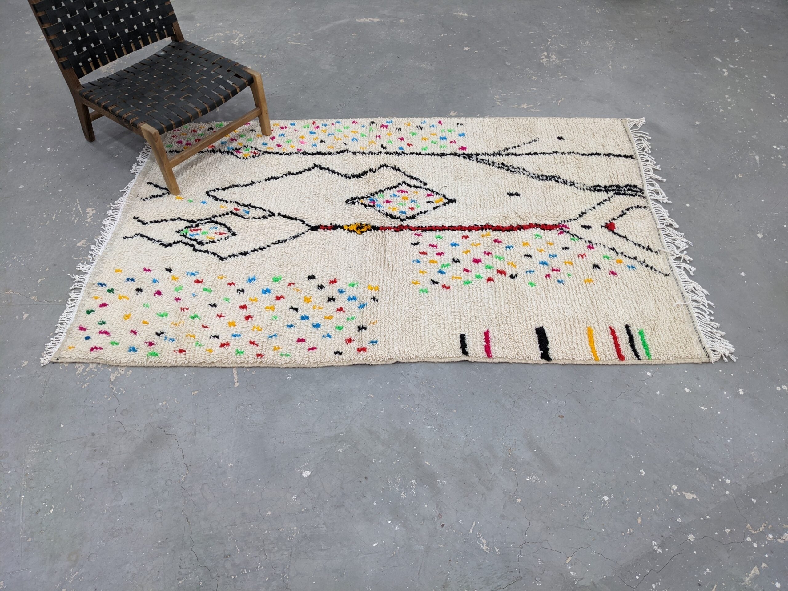DecorBites™ Handwoven Moroccan Azilal Rug 234x147 cm