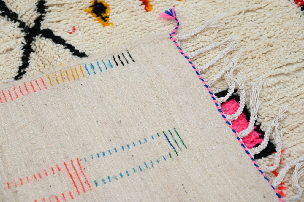 DecorBites™ Handwoven Moroccan Azilal Rug - 245x146 cm