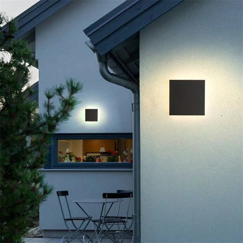DecorBites™ Harmon | Waterproof Wall Lamp