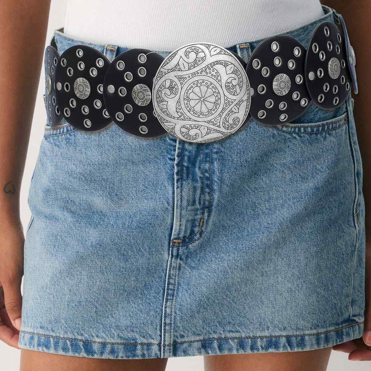 Western Belt Black Silver Circular Detail Cowboy Chic Stylish Accessory