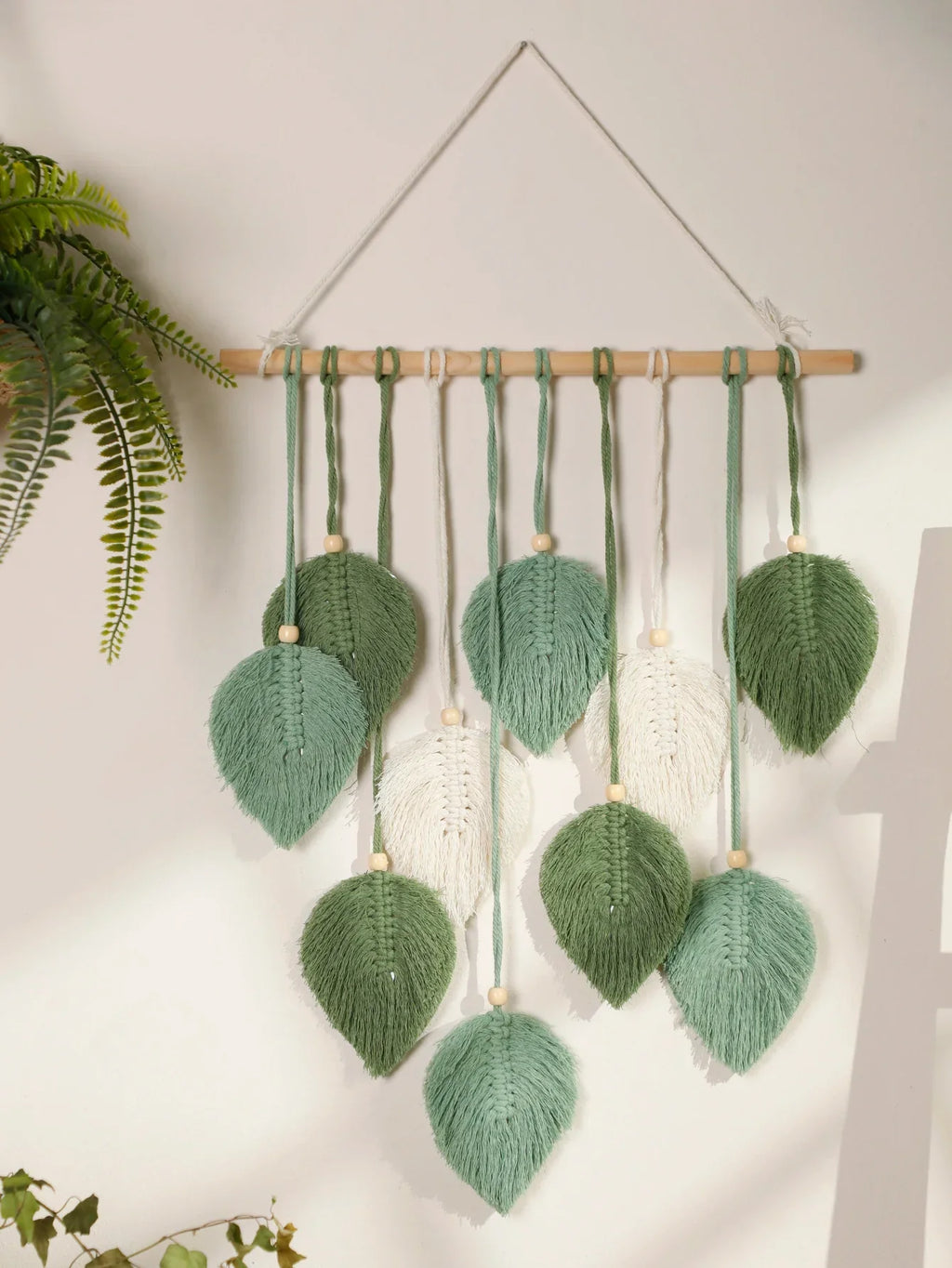 DecorBites™ Leaf Macrame Tapestry Brown Green Wall Tapestry Boho Home Decoration Macrame Wall Hanging Home Living Room Decors Aesthetic Gift