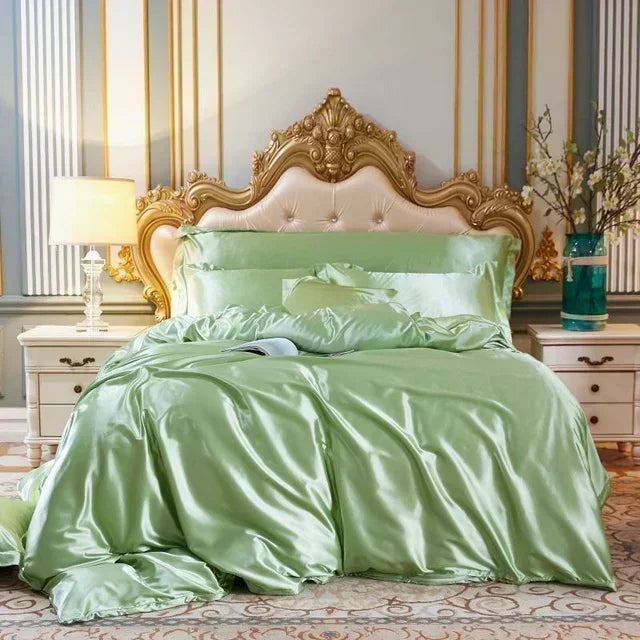 DecorBites™ Luxurious Silk Bedding Set with Sheets - Queen/King Size