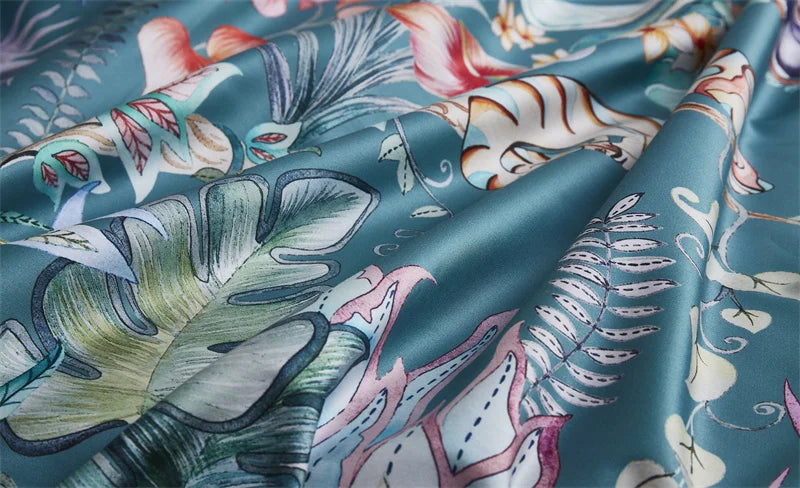 DecorBites™ Luxury Egyptian Cotton Flamingo Leaf Bedding Set