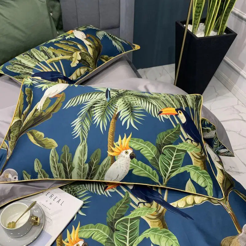 DecorBites™ Luxury Flamingo Leaf Bedding Set - Queen or King Size
