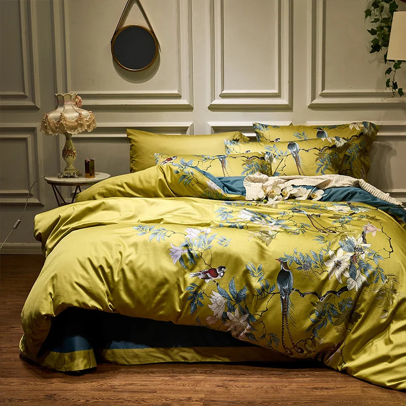DecorBites™ Luxury Flamingo Leaf Bedding Set - Queen or King Size