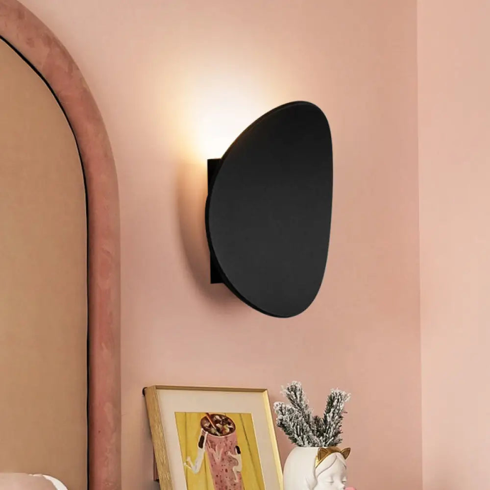 DecorBites™ Modern Black Geometric LED Wall Lighting Fixture in Warm/White Light