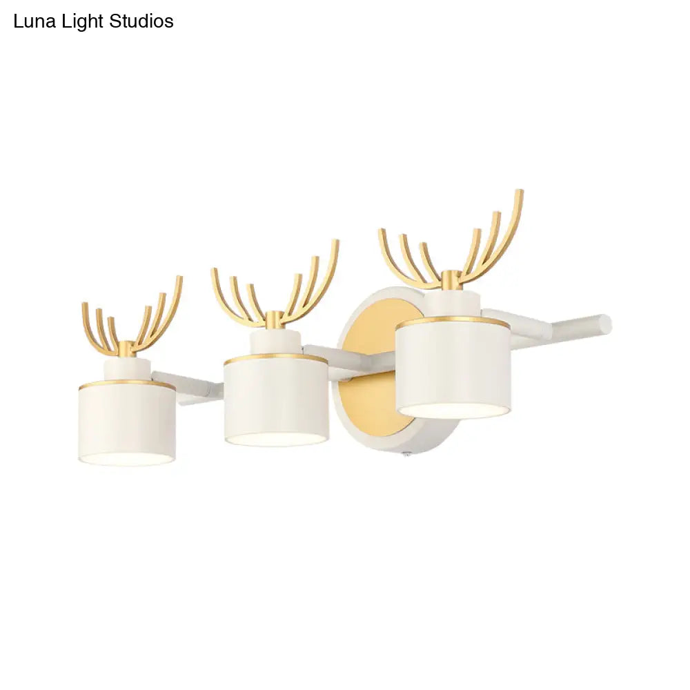 DecorBites™ Modernist Elk Design 3-Head Metal Wall Sconce in White for Living Room Lighting