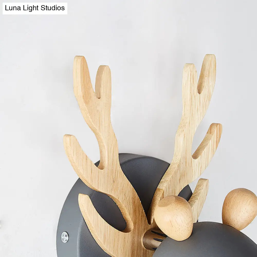 DecorBites™ Modernist Metal Wall Sconce with Antler Design and Cylinder Shape for Bedroom Lighting