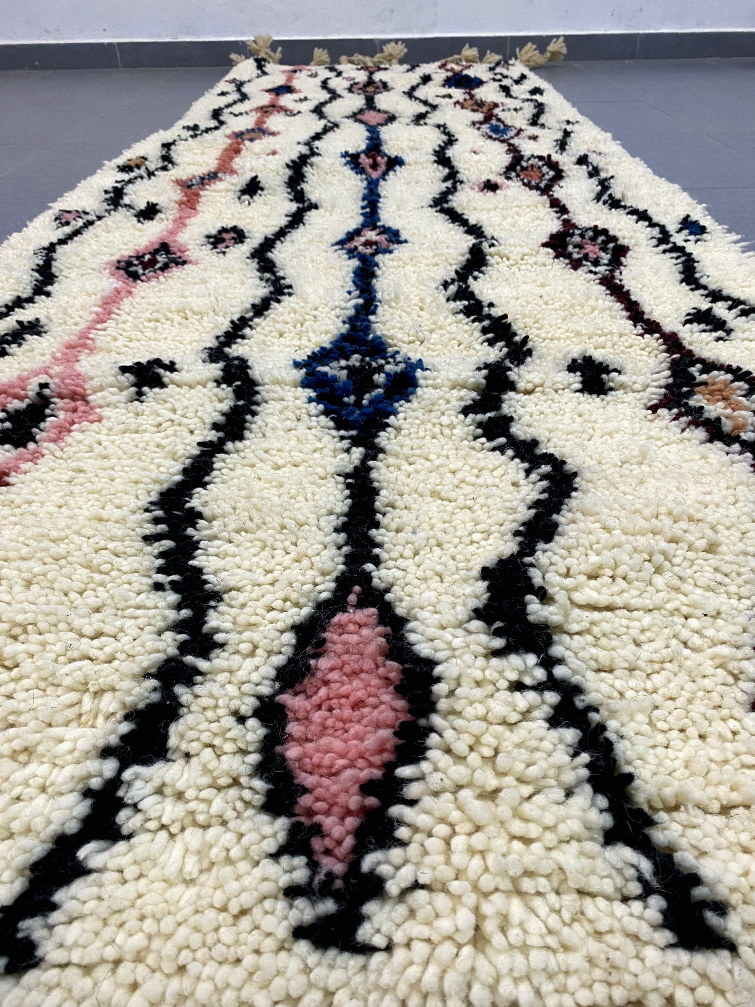 DecorBites™ Moroccan Handmade Beni Ouarain Rug 2.5m x 0.7m