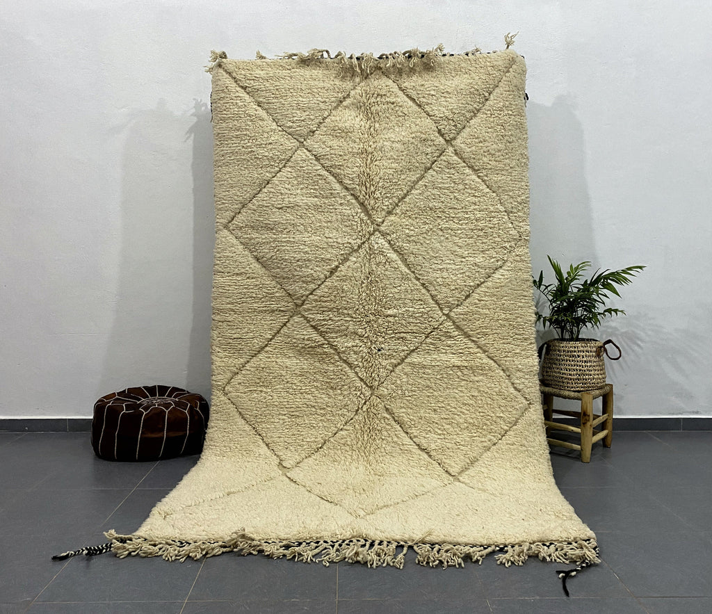 DecorBites™ Moroccan Handmade Beni Ouarain Rug 2.5m x 1.5m