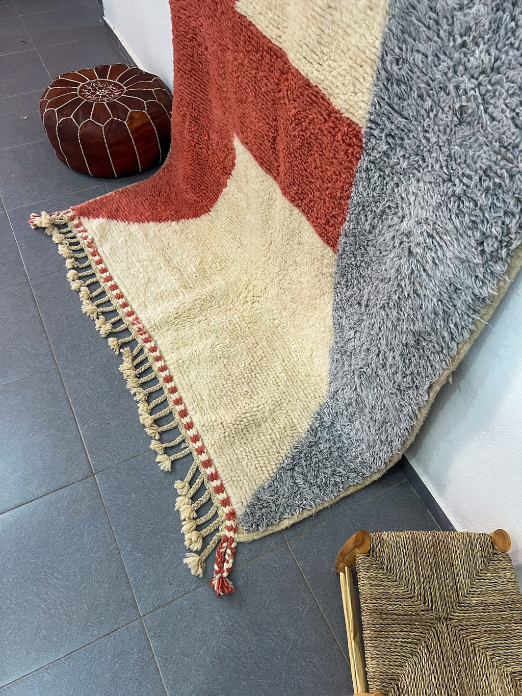 DecorBites™ Moroccan Handmade Beni Ouarain rug 2.5m x 1.5m