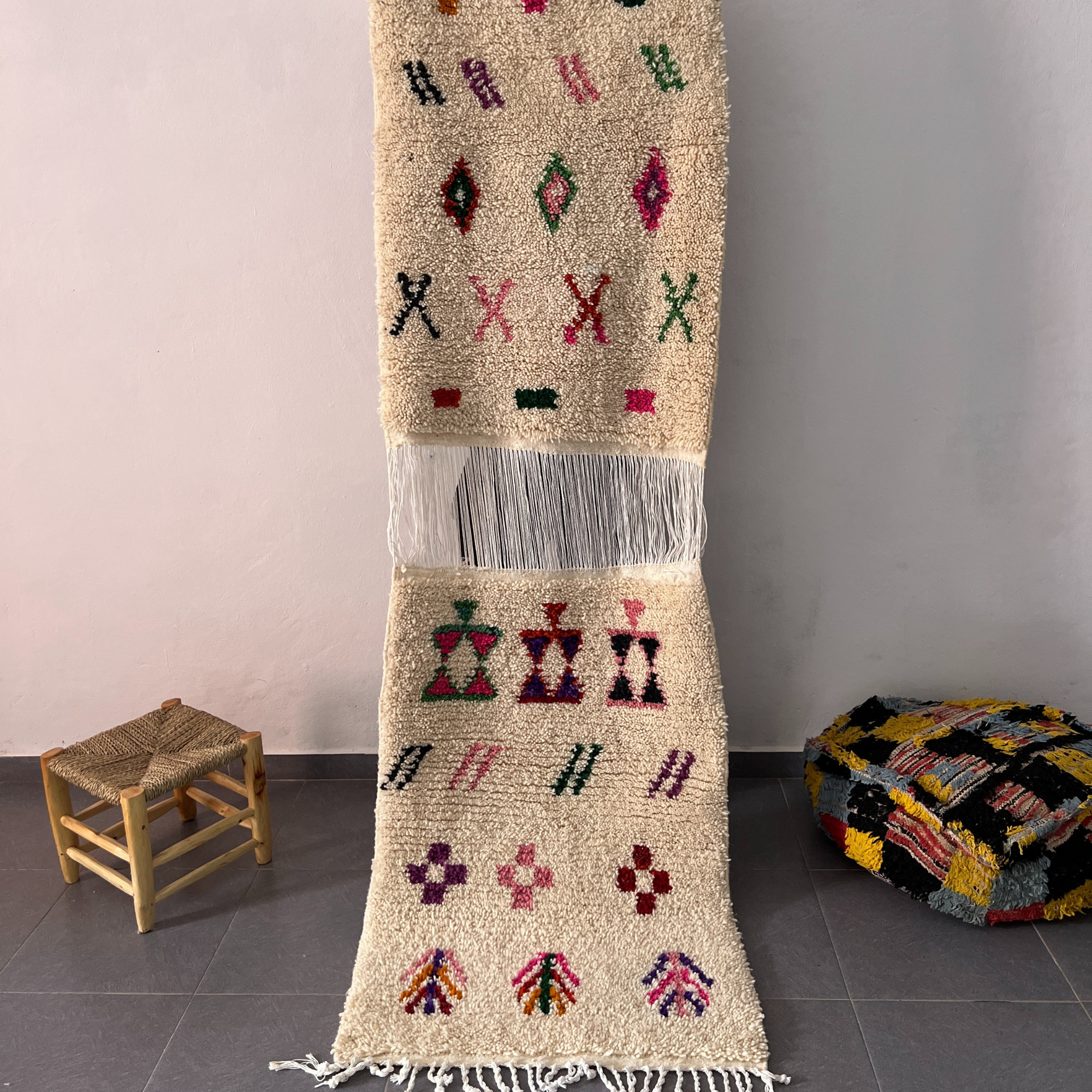 DecorBites™ Moroccan Handmade Small Beni Ouarain rug 1.10m / 80cm