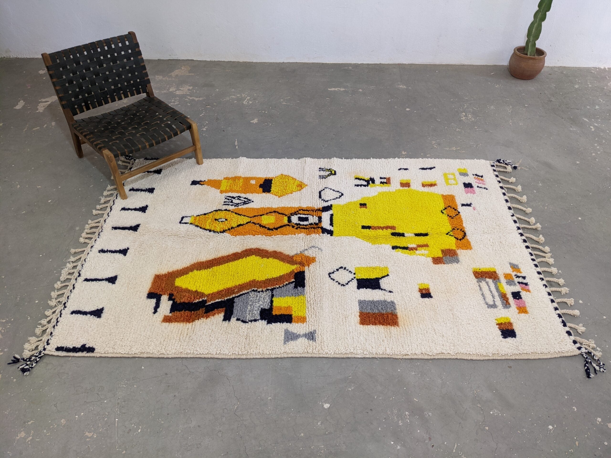 DecorBites™ Moroccan Handmade Traditional Azilal Rug 250 x 162 cm