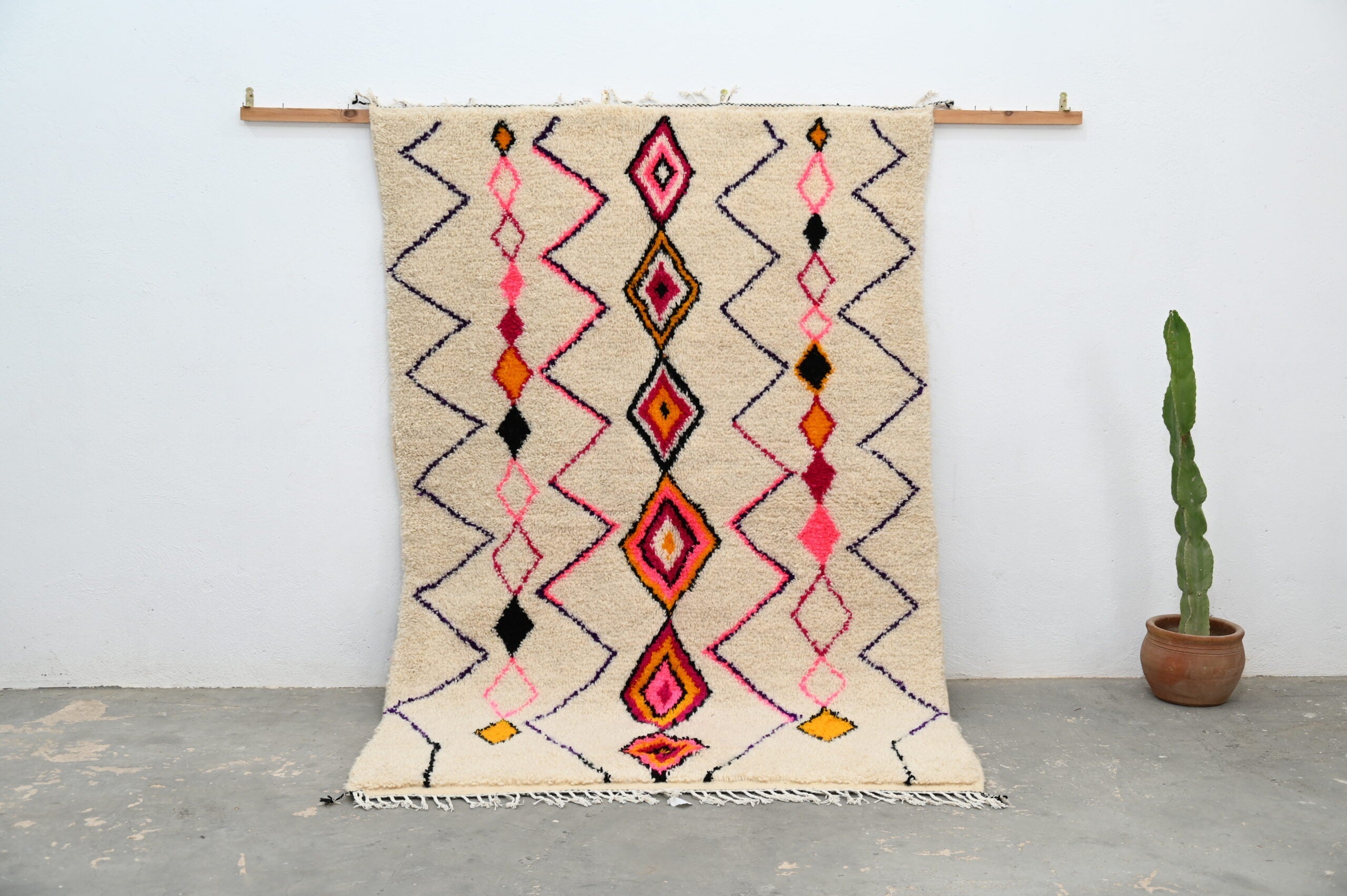 DecorBites™ Moroccan Handmade Traditional Azilal Rug 251 X 162 Cm