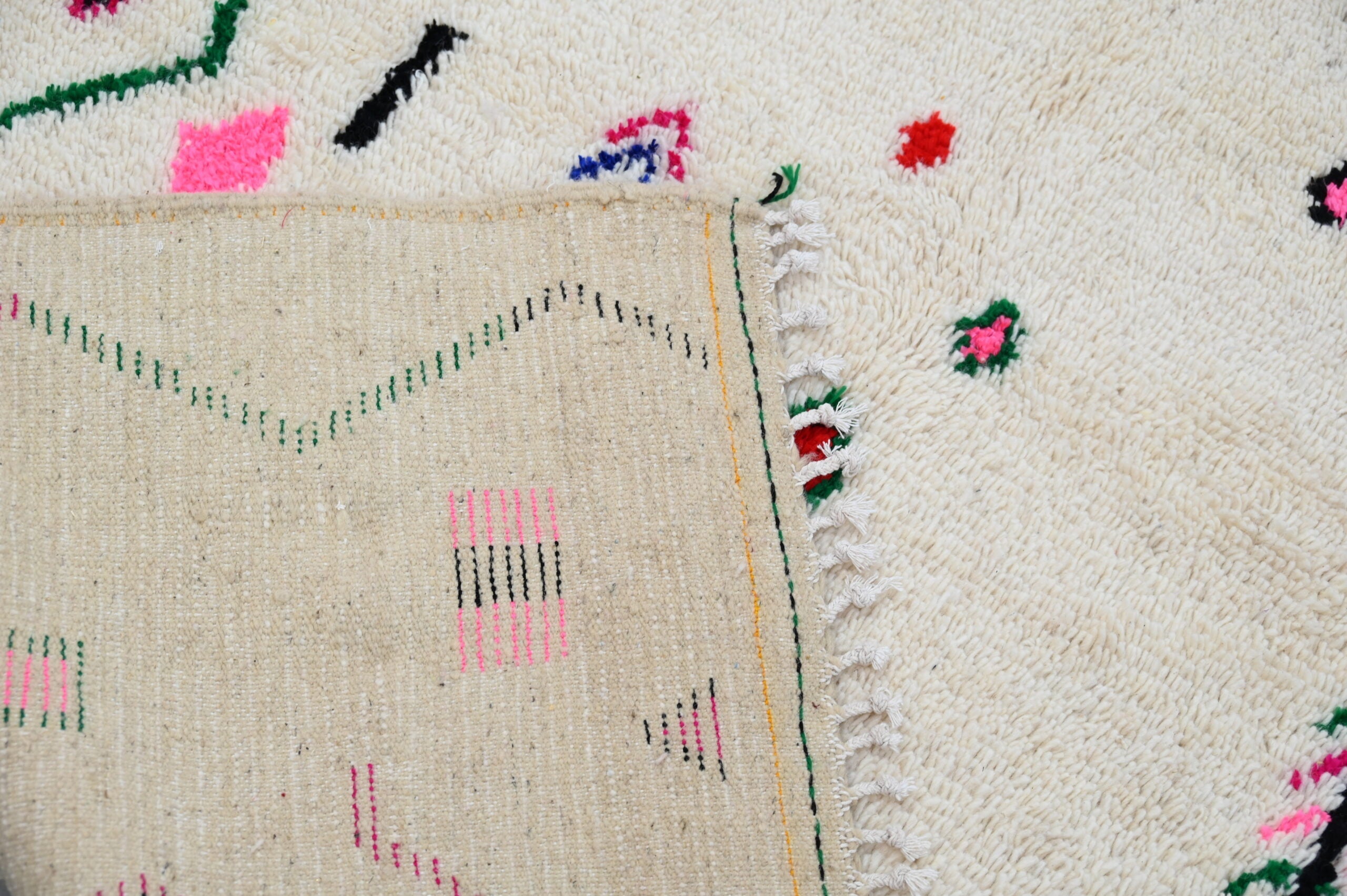 DecorBites™ Moroccan Handmade Traditional Azilal Rug 256 X 147 Cm