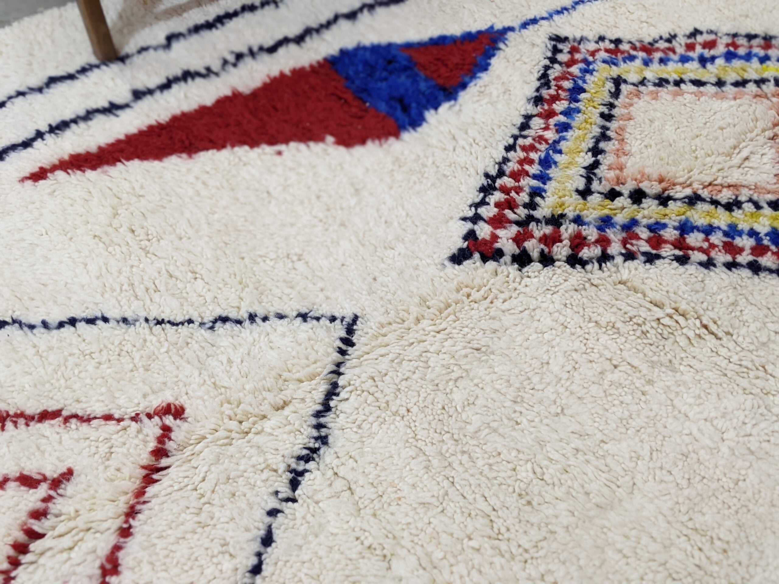DecorBites™ Moroccan Handmade Traditional Azilal Rug 300 X 200 cm