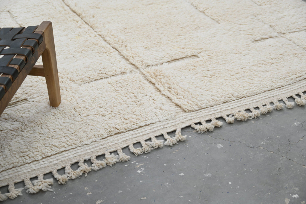 DecorBites™ Moroccan Handmade Traditional Beni Ouarain Carpet 300 X 205 Cm
