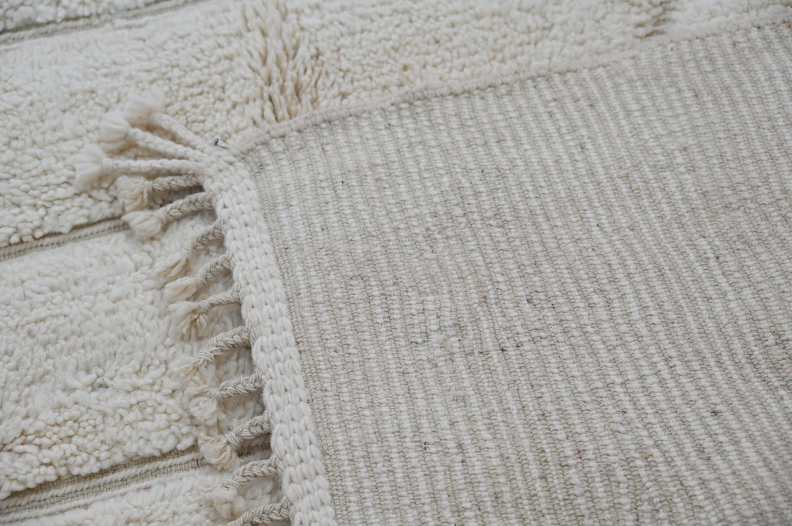 DecorBites™ Moroccan Handmade Traditional Beni Ouarain Rug 285 X 205 Cm