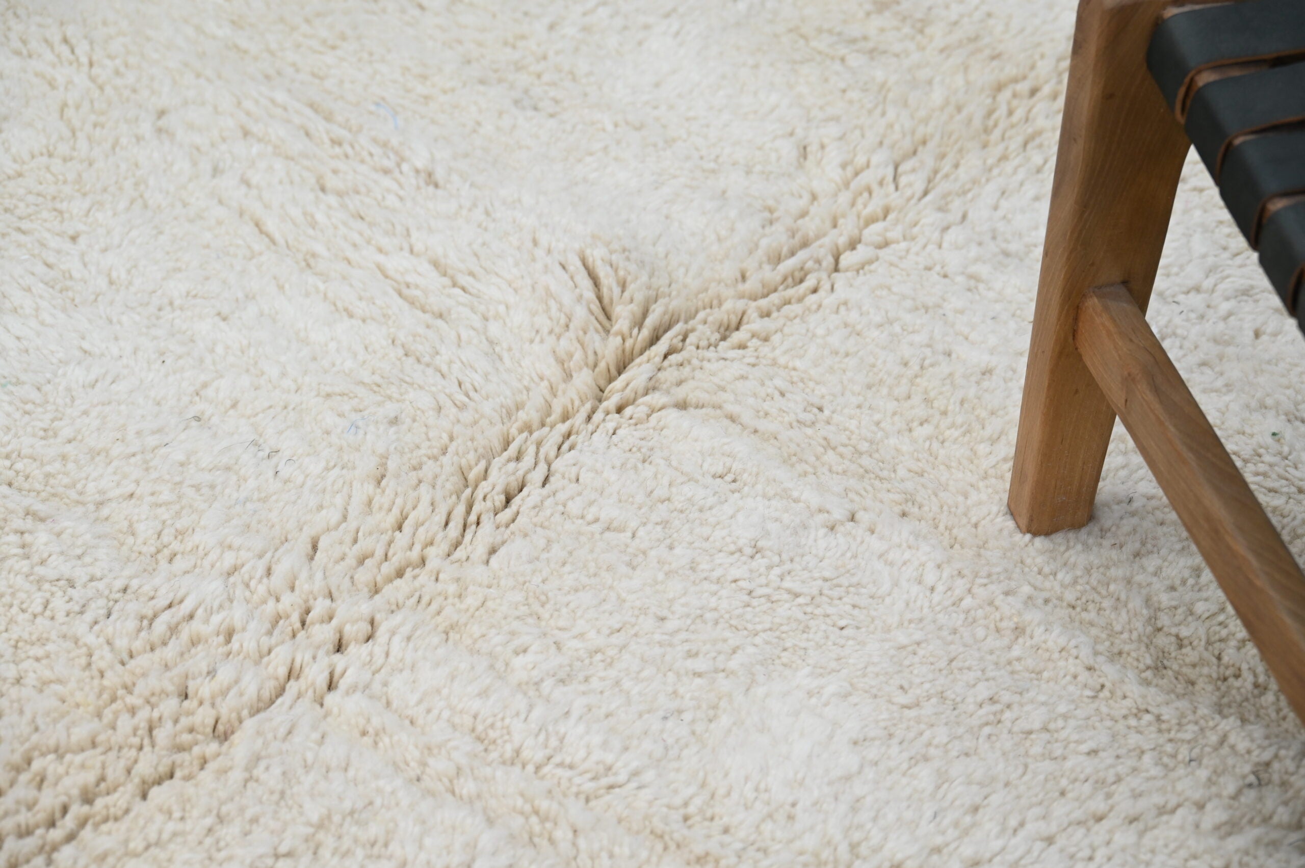 DecorBites™ Moroccan Handmade Traditional Beni Ouarain Rug 285 X 212 Cm