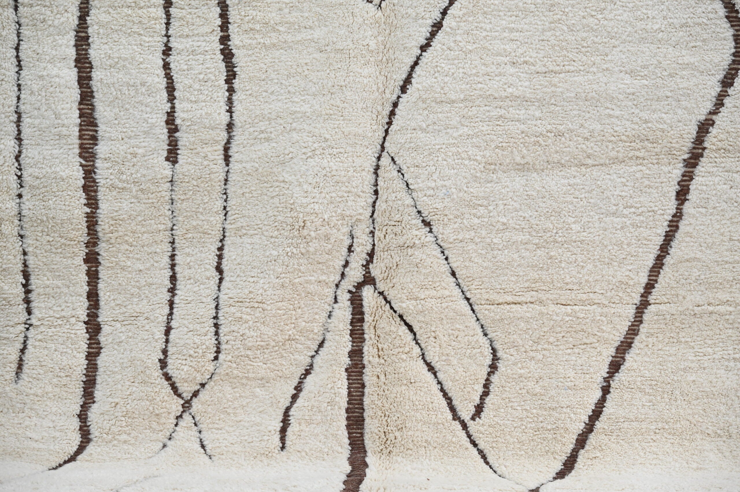 DecorBites™ Moroccan Handmade Traditional Beni Ouarain Rug 290 X 214 cm
