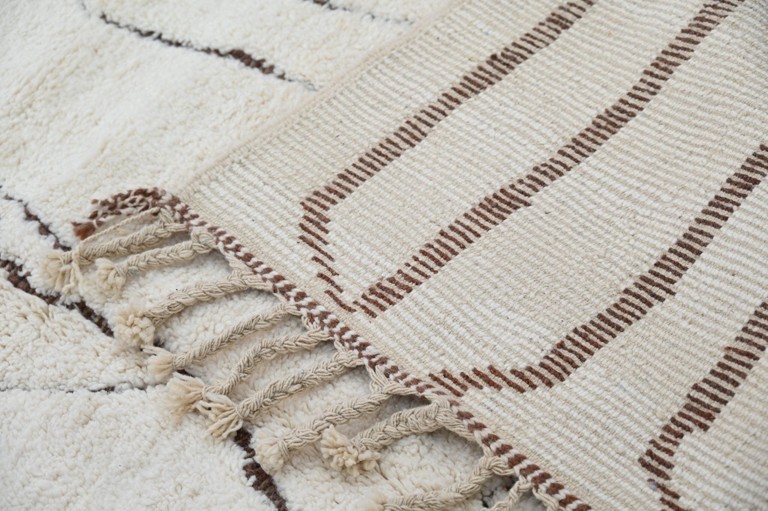 DecorBites™ Moroccan Handmade Traditional Beni Ouarain Rug 290 X 214 cm